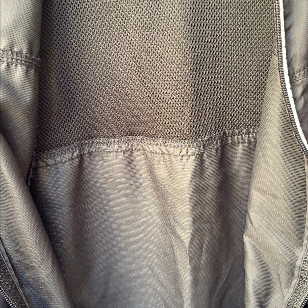 Wind Breaker Jacket - Picture 10 of 11